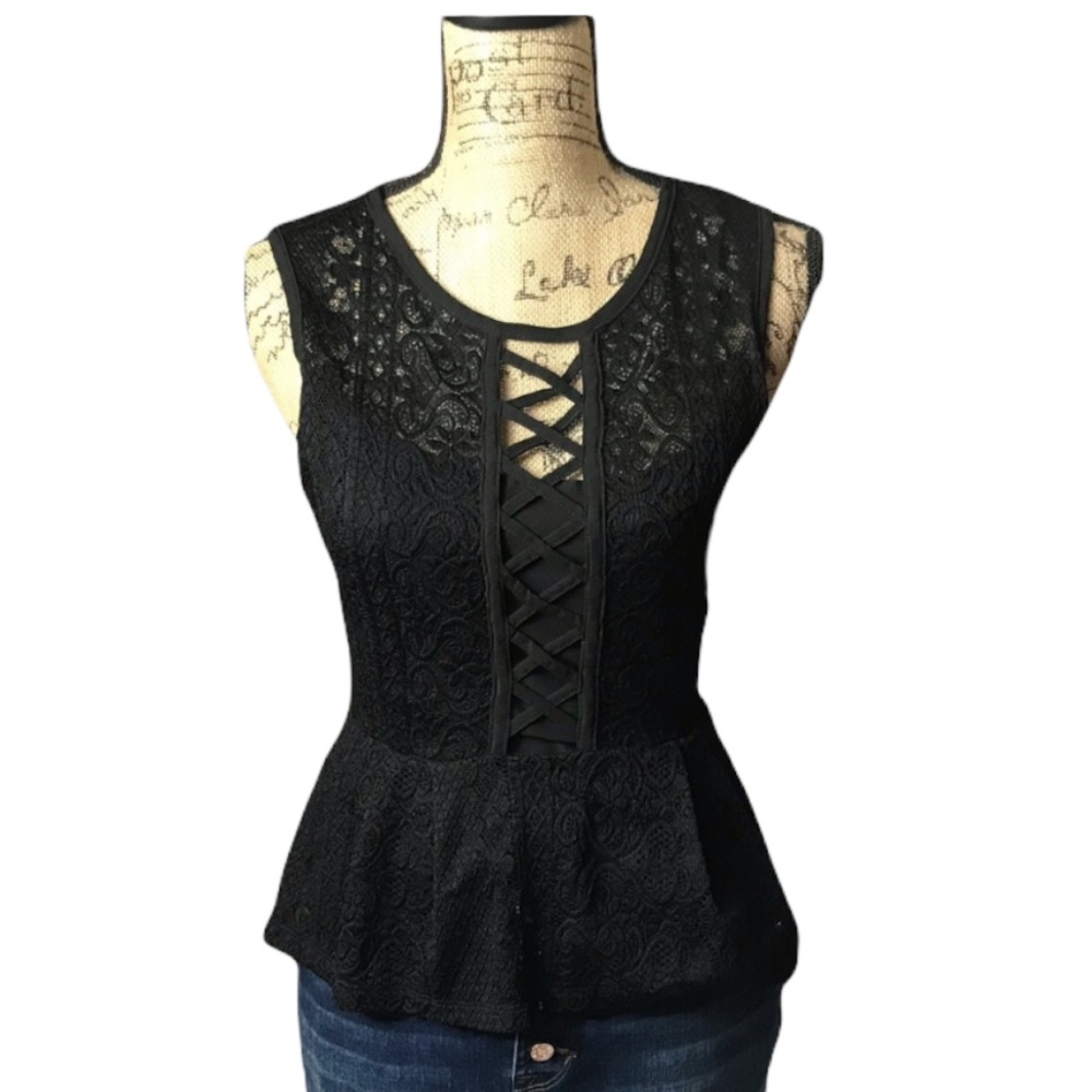 Nikibiki lavender black lace sleeveless peplum top